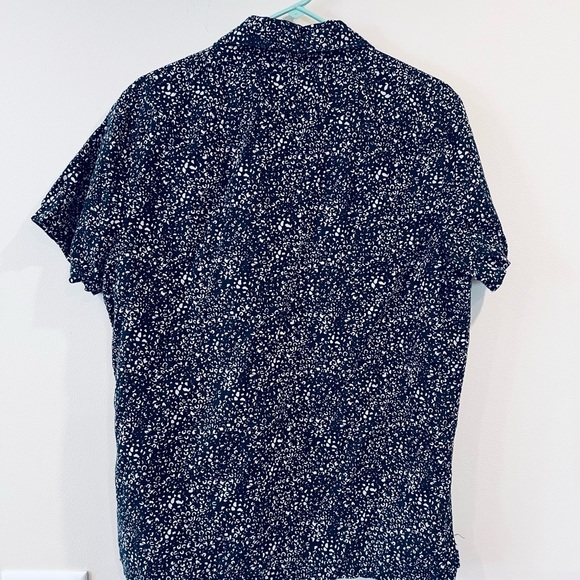 🔥Abercrombie & Fitch Men's Black and White Patterned Shirt🔥 - Picture 2 of 7